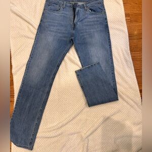 Men’s Levi’s jeans